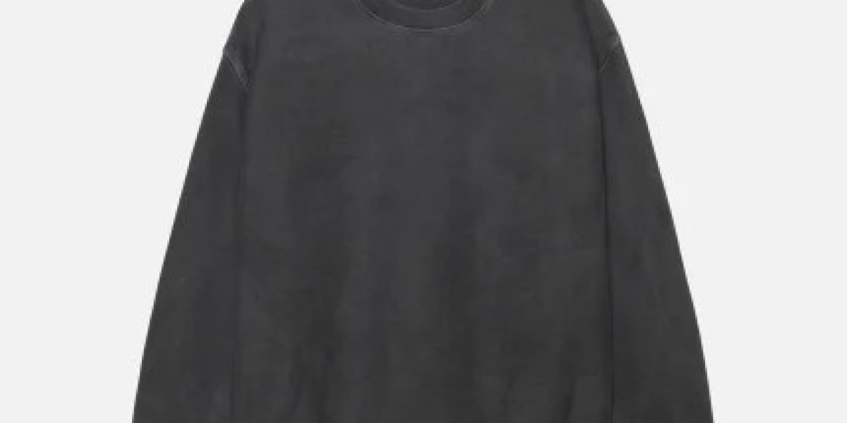 BUANA CREW PIGMENT DYED BLACK: A Statement of Effortless Style and Comfort