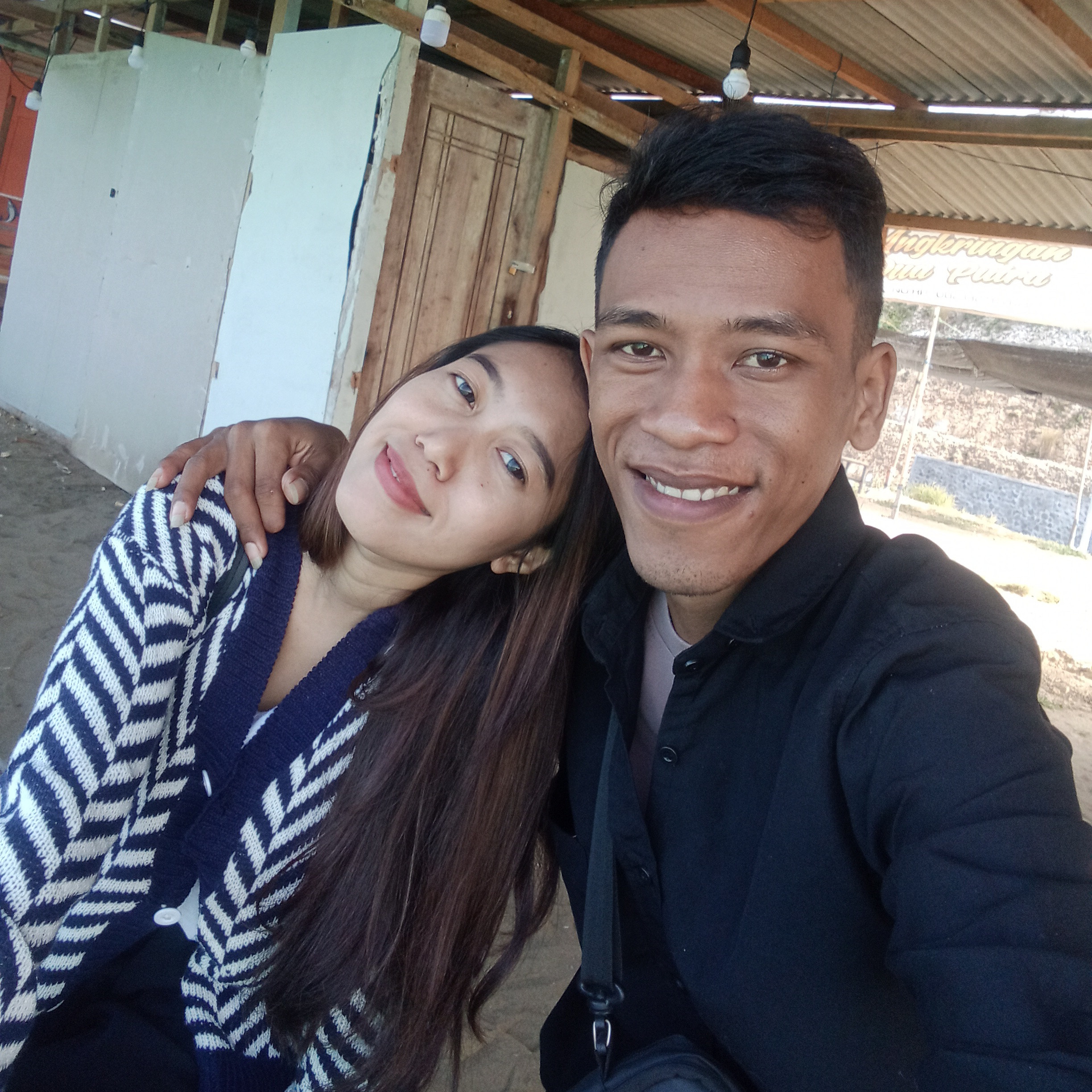 Rijal Rijol Profile Picture