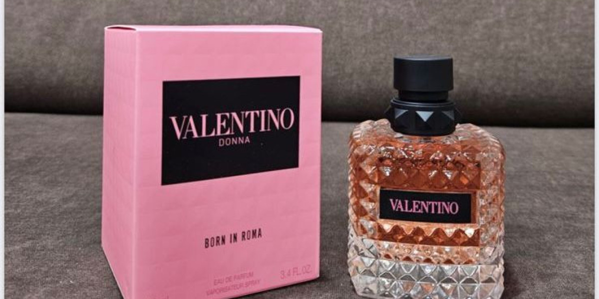 Valentino Born In Roma Donna Eau De Parfum — Redefining Luxury, Confidence & Desire