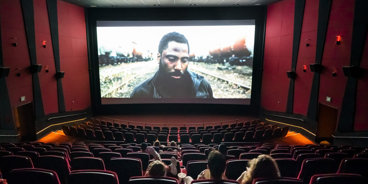 Смотреть фильмы онлайн бесплатно.